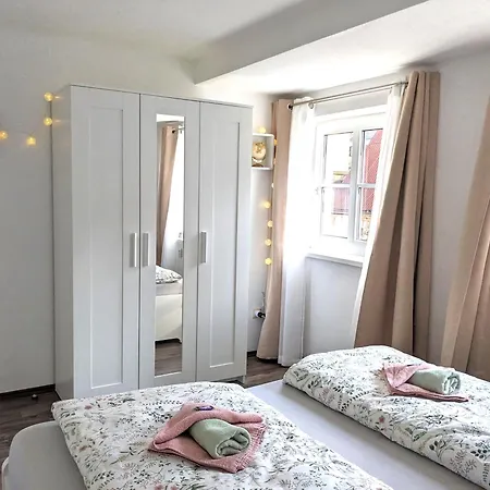 Hw4B - Urlaubsmagie - Zentral Mit Gemeinschaftsgarten, -Pool, -Sauna & Whirlpool Sebnitz Esterno foto