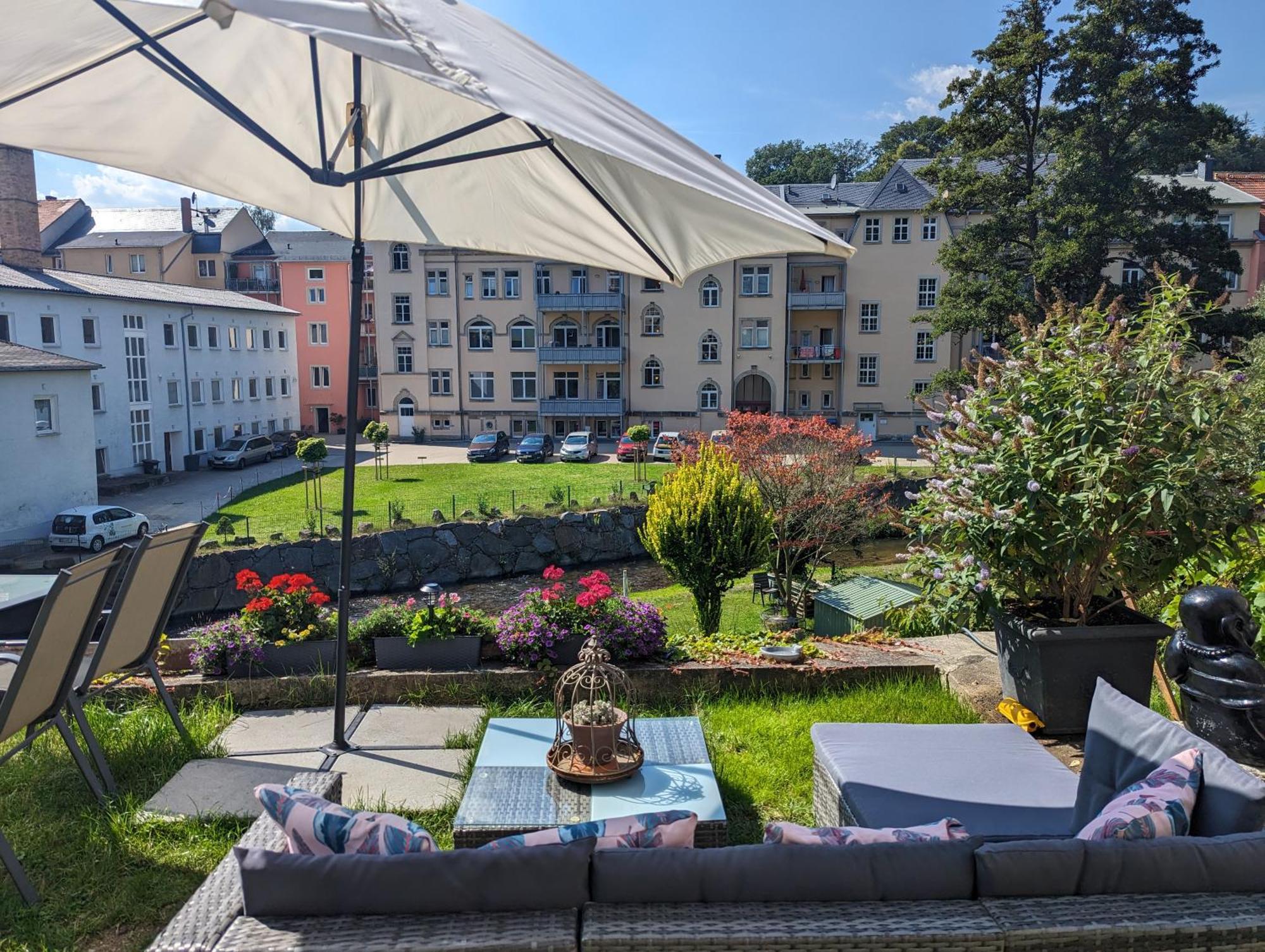 Apartment Hw4b - Urlaubsmagie - Zentral Mit Gemeinschaftsgarten, -pool, -sauna & Whirlpool Sebnitz