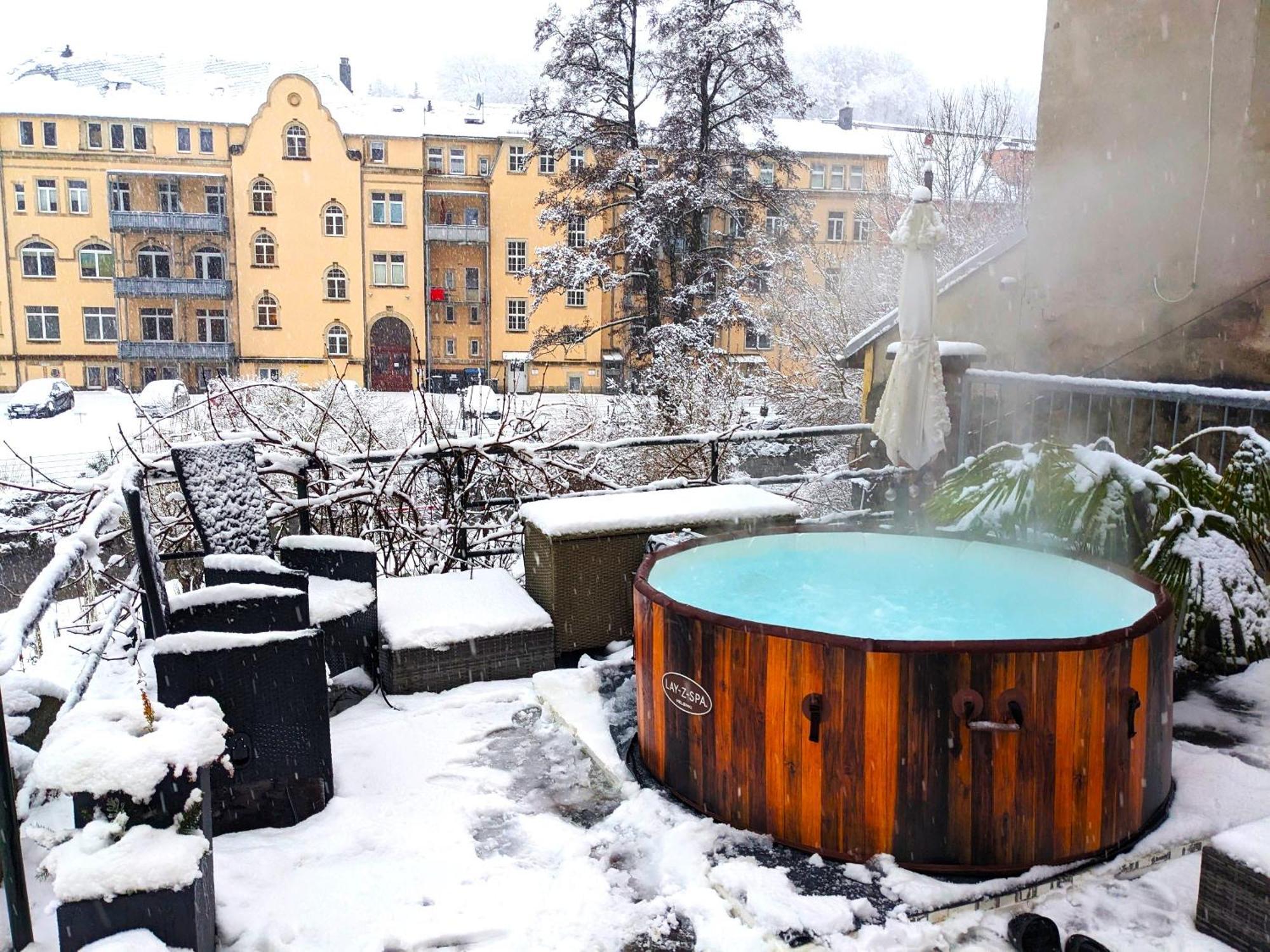 Hw4b - Urlaubsmagie - Zentral Mit Gemeinschaftsgarten, -pool, -sauna & Whirlpool Apartment Sebnitz