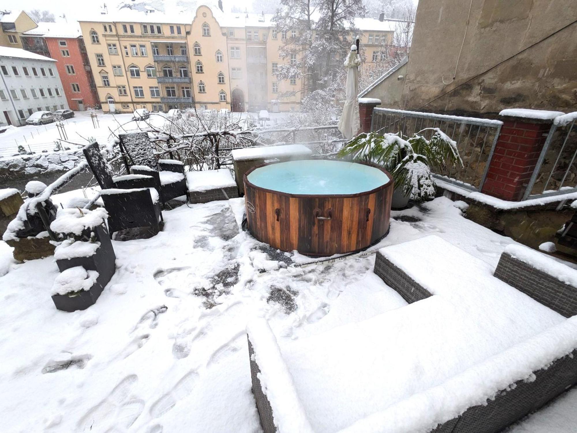 Hw4b - Urlaubsmagie - Zentral Mit Gemeinschaftsgarten, -pool, -sauna & Whirlpool * Sebnitz