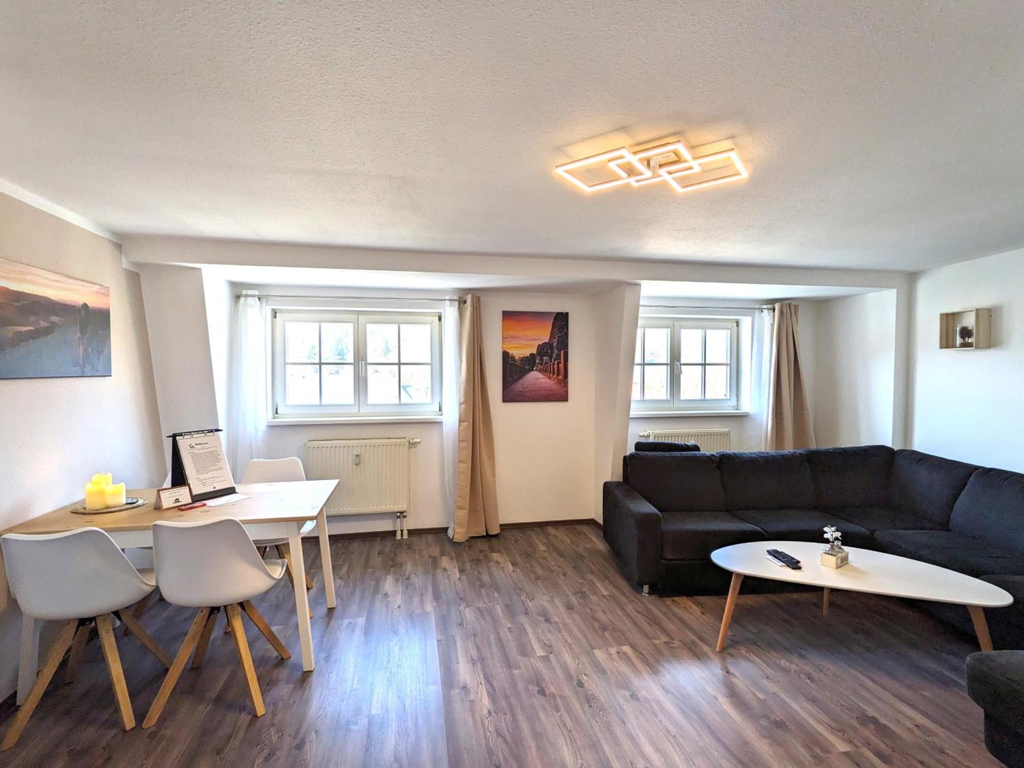 Hw4b - Urlaubsmagie - Zentral Mit Gemeinschaftsgarten, -pool, -sauna & Whirlpool Apartment Sebnitz